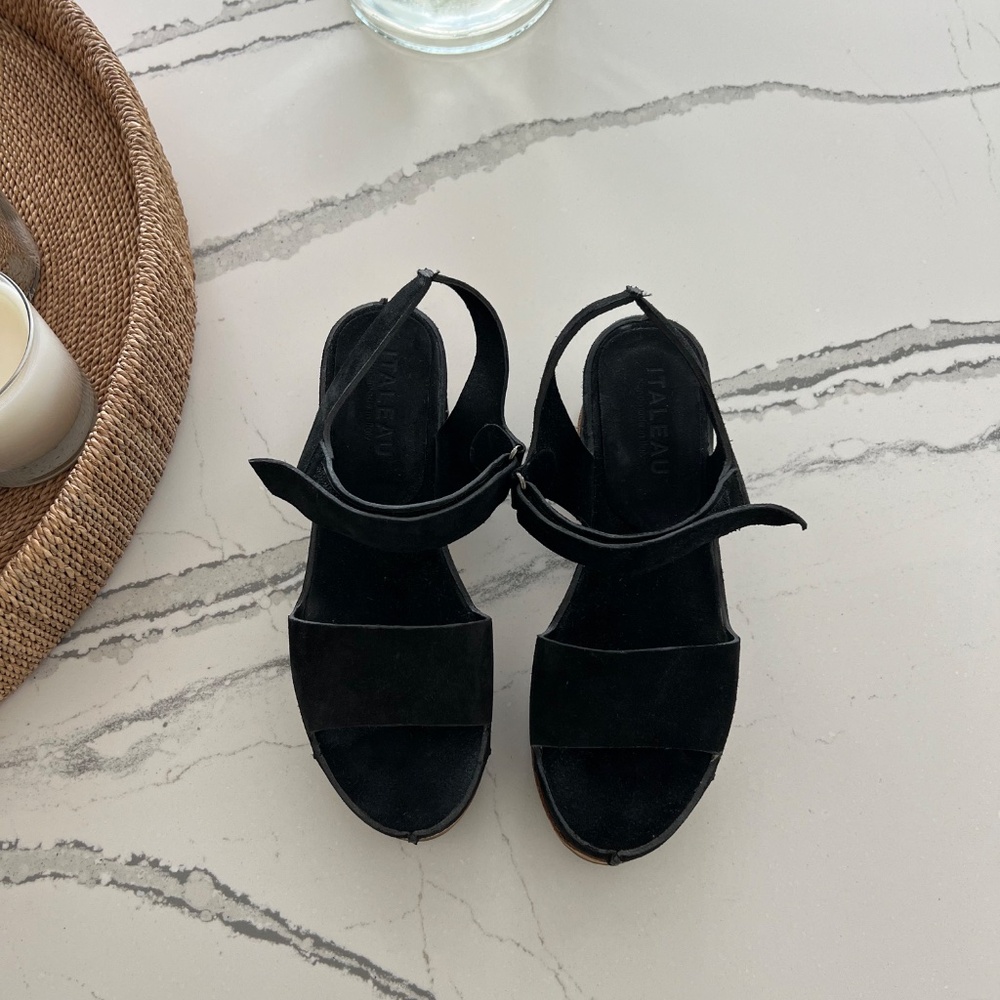 Italeau - Women's Suede Platform Shoes - Sz 38 - Picture 2 of 5